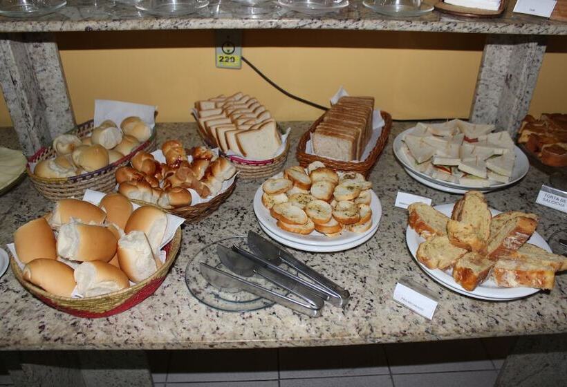 هتل Sol Praia Marina