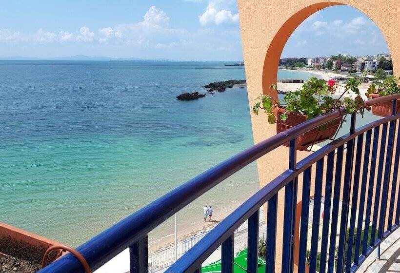 Family Hotel Evridika