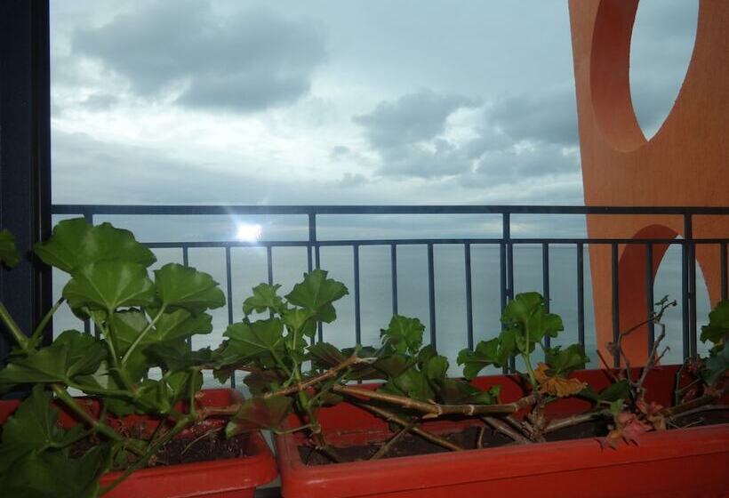 Family Hotel Evridika