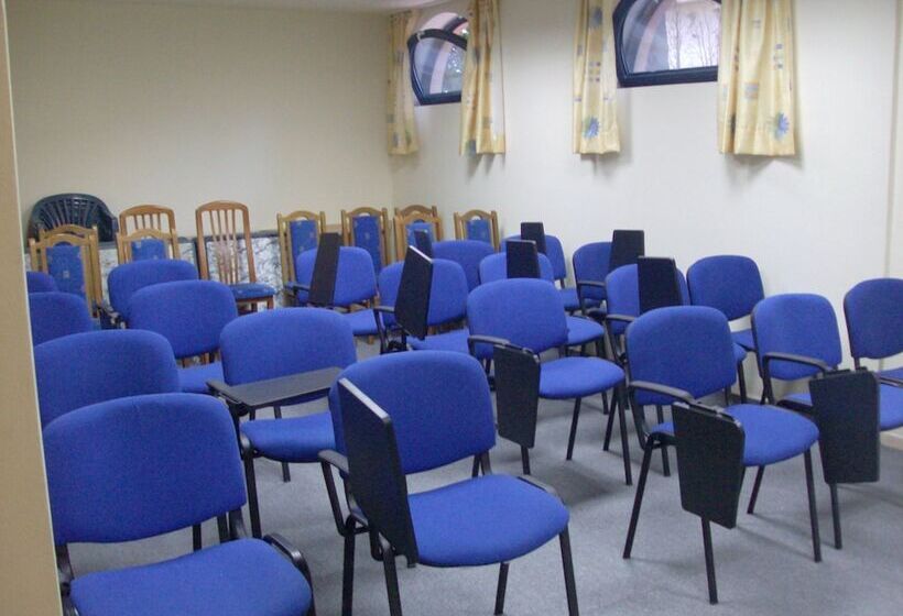 Family Hotel Evridika