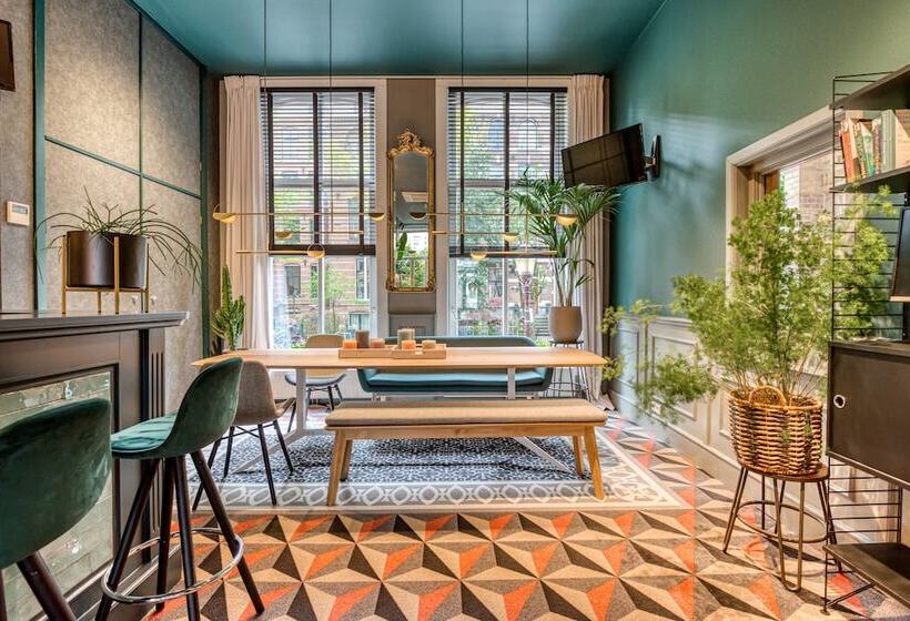 בית מלון כפרי Alexander