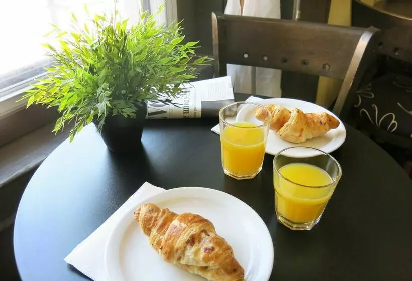 هتل Auberge & Hôtel Montréal Espace Confort