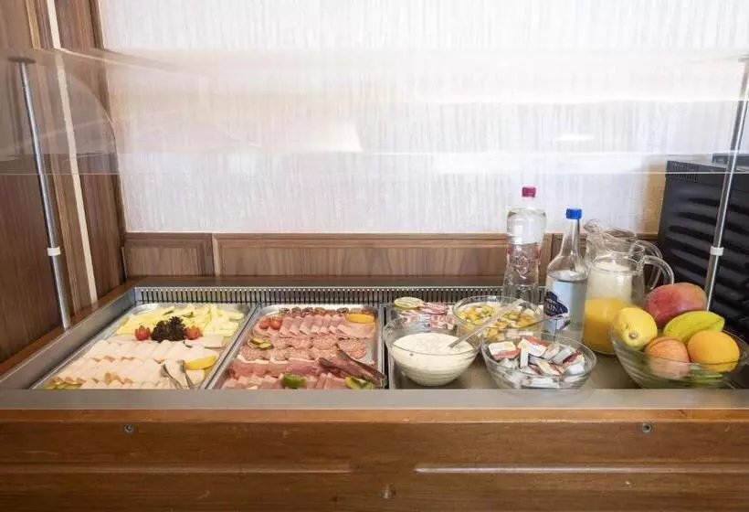 Отель Bahnhof Zollikofen