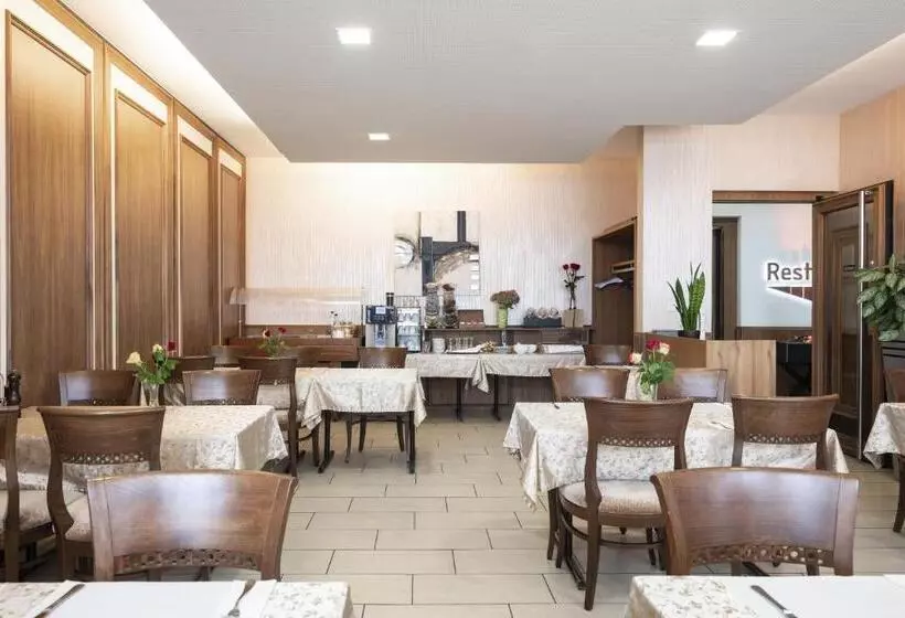 Отель Bahnhof Zollikofen