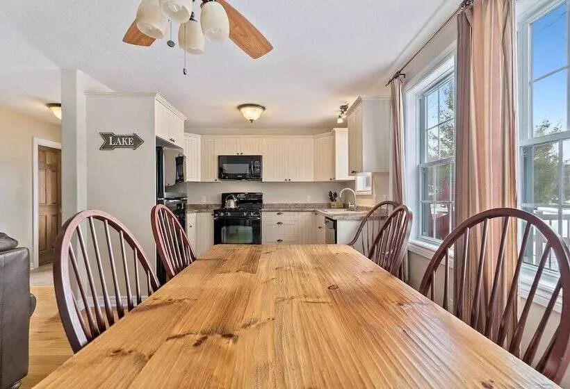 Отель Blue Water Acres