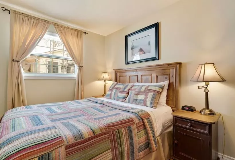 Отель Blue Water Acres