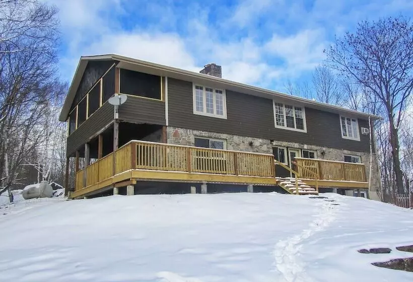 Отель Blue Water Acres