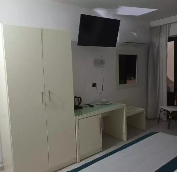 هتل Caserta Antica