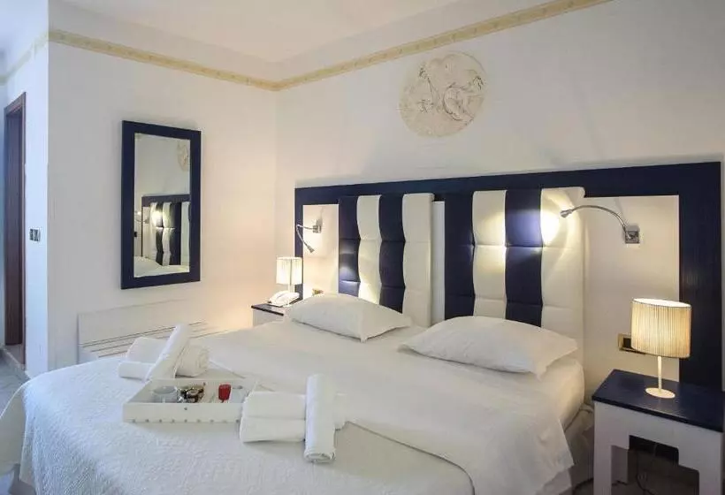 هتل Caserta Antica