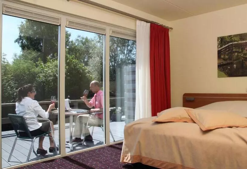 Отель De Harmonie