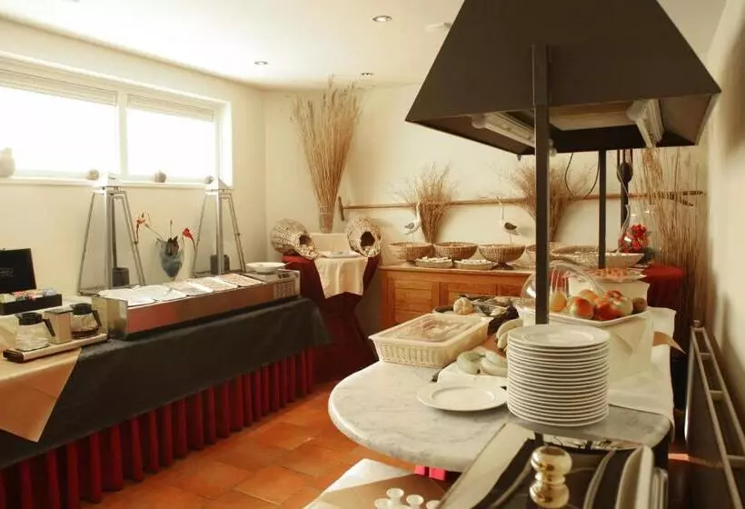 Отель De Harmonie