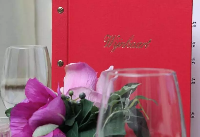 Отель De Harmonie