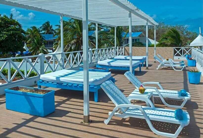 فندق Dorado Plaza Punta Arena