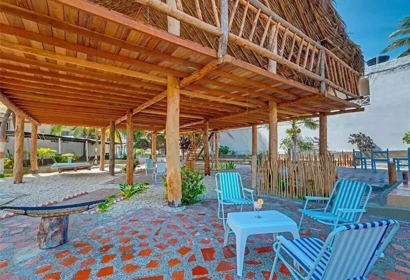 Отель Dorado Plaza Punta Arena