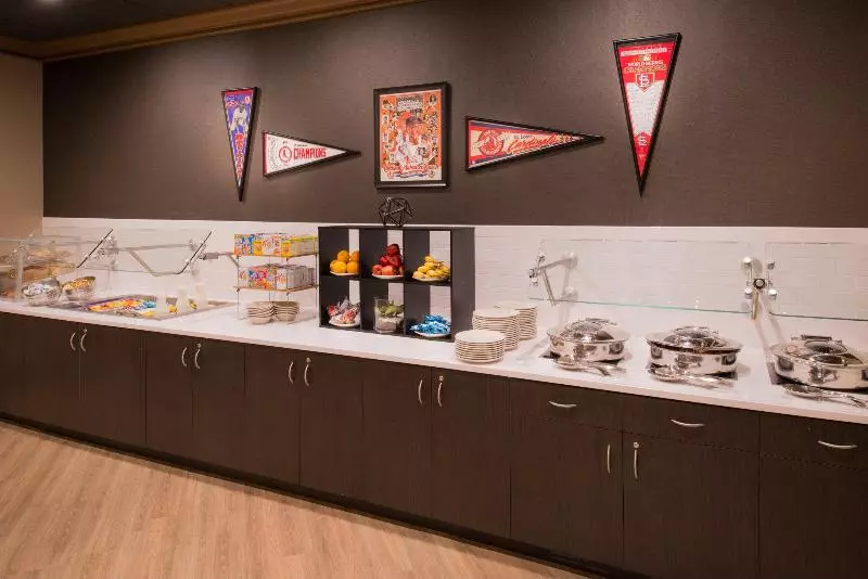 هتل Holiday Inn St Louis Downtown/convention Center, An Ihg