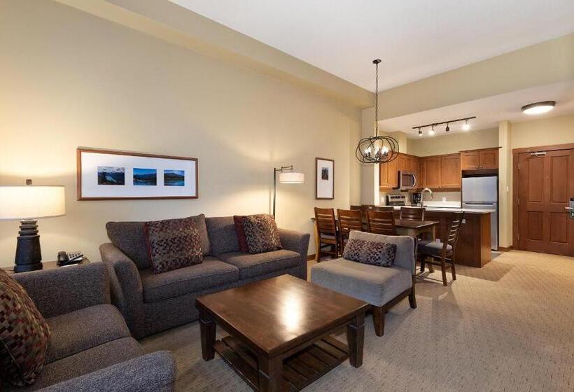 هتل Horstman House By Whistler Premier