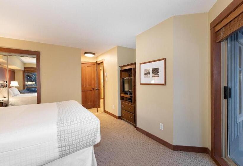 هتل Horstman House By Whistler Premier