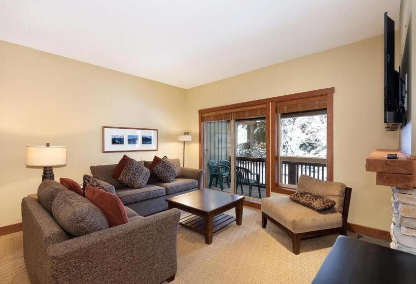 هتل Horstman House By Whistler Premier