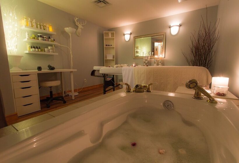 酒店 Lizard Creek Lodge