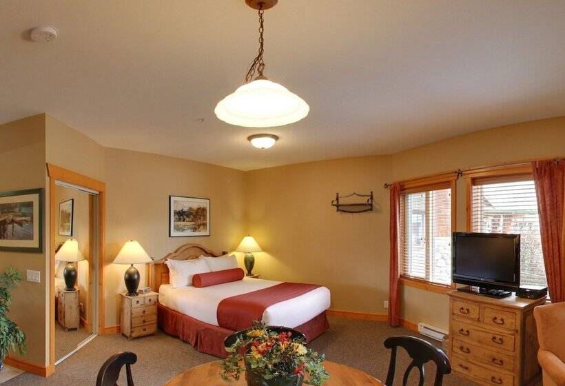 酒店 Lizard Creek Lodge