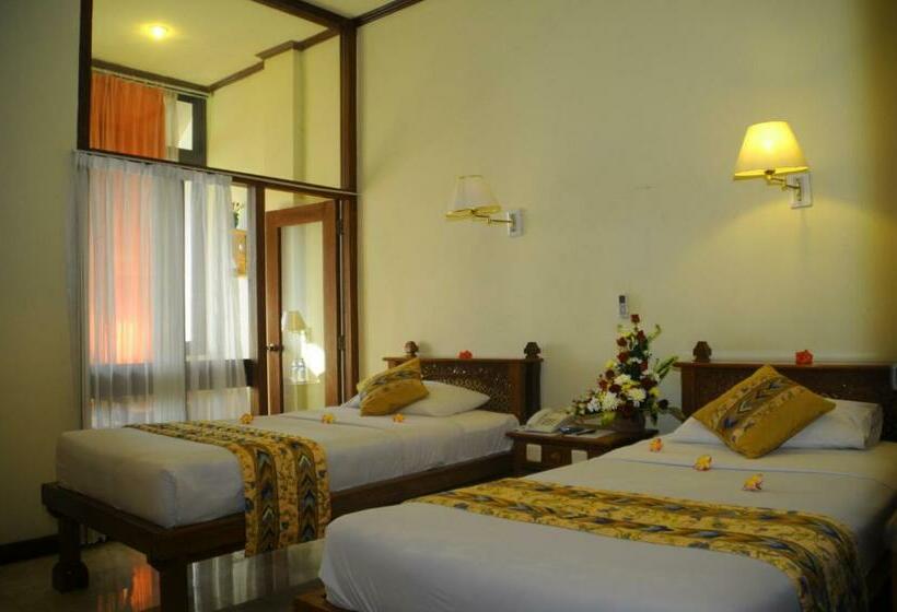 בית מלון כפרי Melasti Beach Resort & Spa Legian