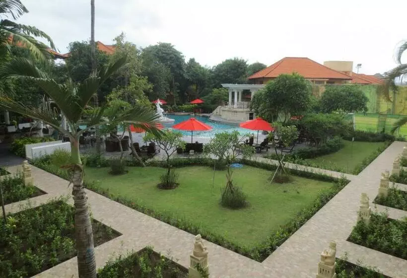 호텔 Melasti Beach Resort & Spa Legian