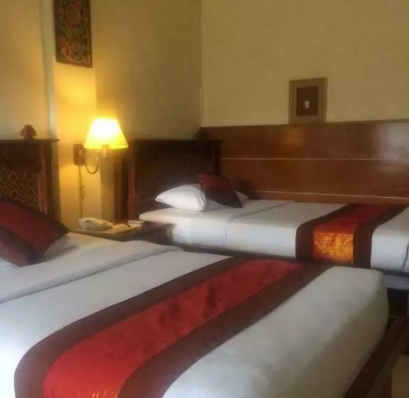 호텔 Melasti Beach Resort & Spa Legian