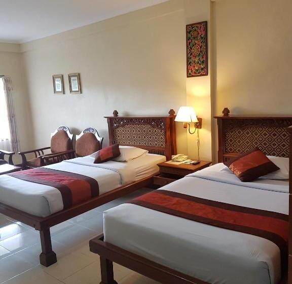 בית מלון כפרי Melasti Beach Resort & Spa Legian