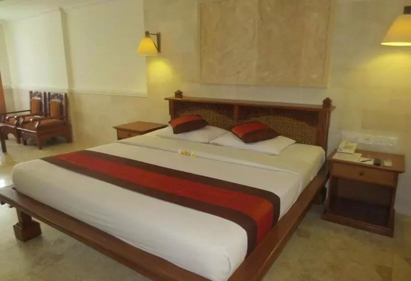 호텔 Melasti Beach Resort & Spa Legian