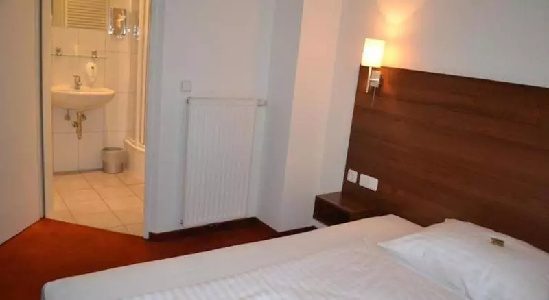 Отель Plaza Inn Salzburg City New Opening