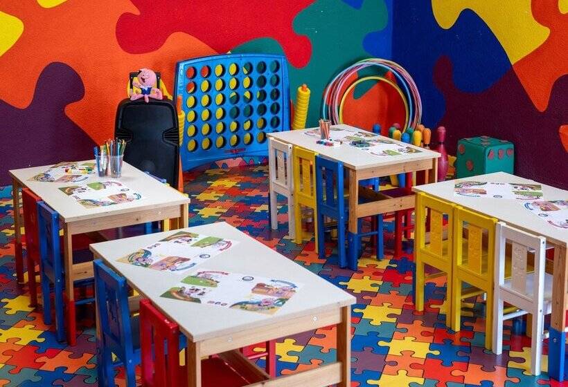 酒店 Poseidon Playa