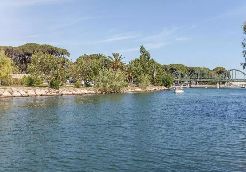 Hotel Residence Pierre & Vacances Les Rives De Cannes Mandelieu