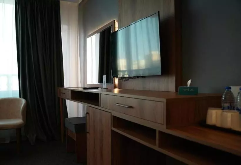 هتل The Sandy Palace