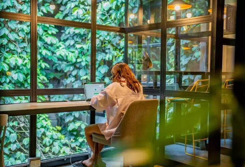 هتل Socialtel Medellin Formerly Selina Medellin