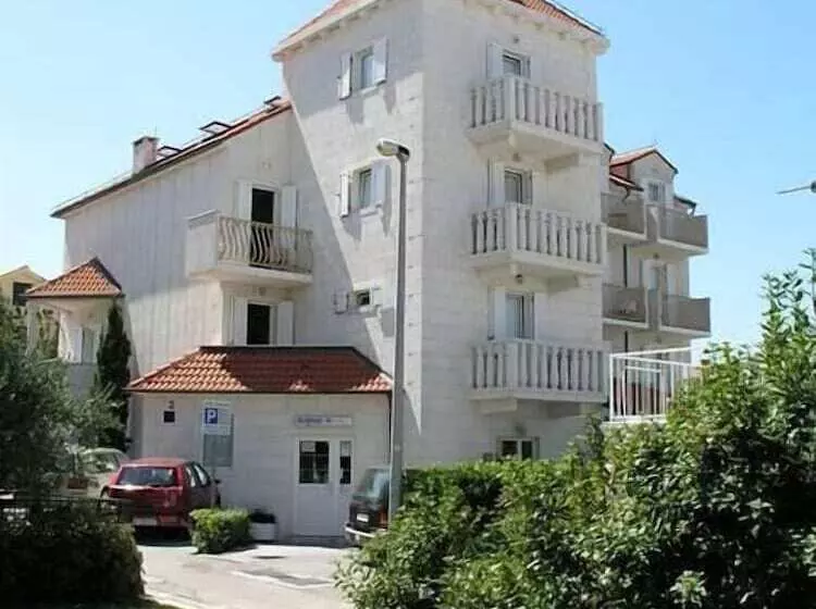 酒店 Villa Supetar