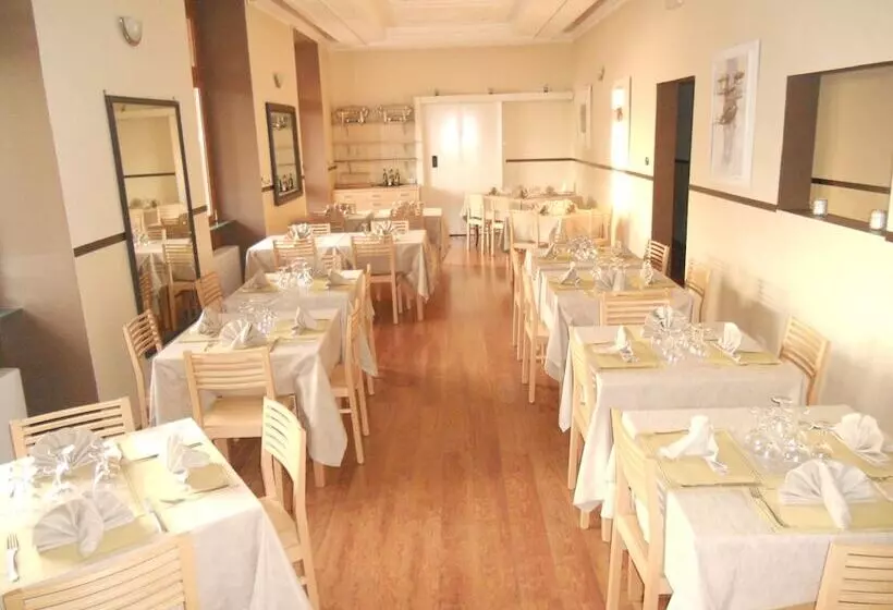 Отель Vista Lago