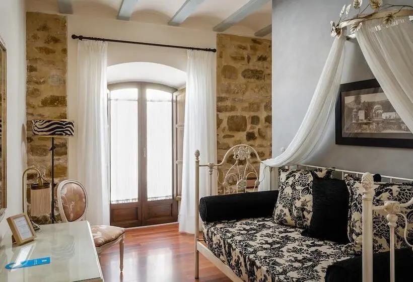 Hotelli Yit La Casona Del Arco