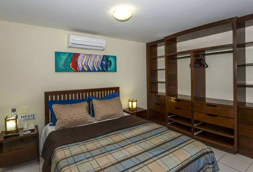 Blue Marlin Apartments