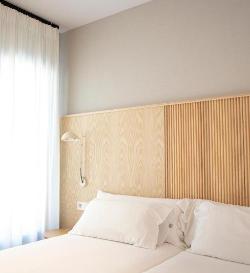 مسافرخانه Dos Rios Origen