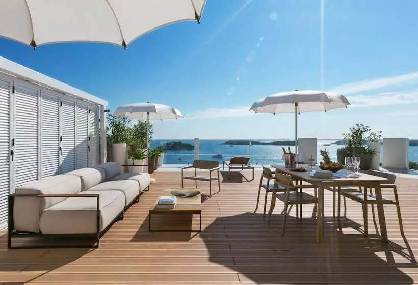 Отель Amfora Hvar Grand Beach Resort