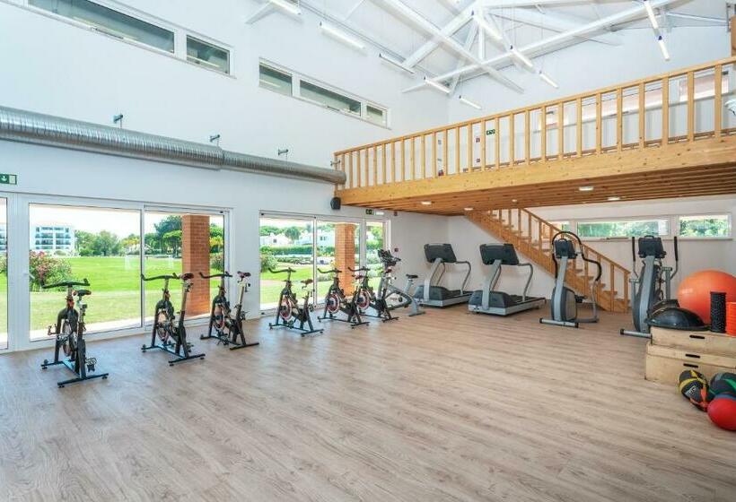 فندق Ap Victoria Sports & Beach