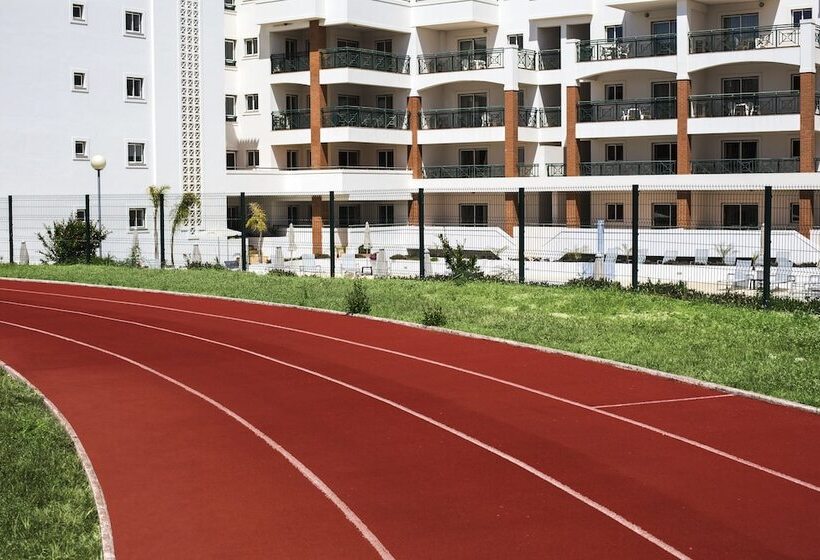 فندق Ap Victoria Sports & Beach