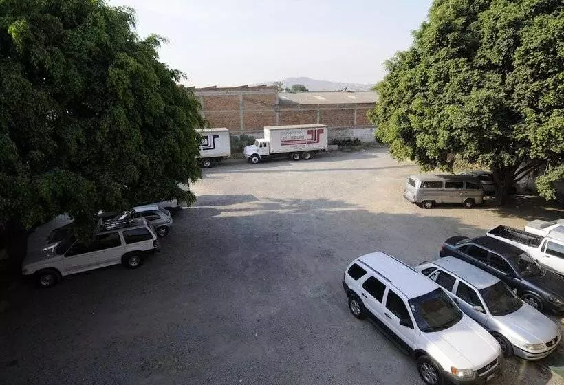 Отель Arboledas Industrial