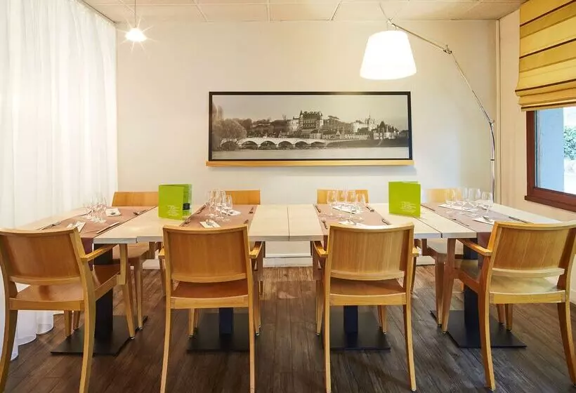 Hotell Kyriad Tours Sud  Chambraylestours