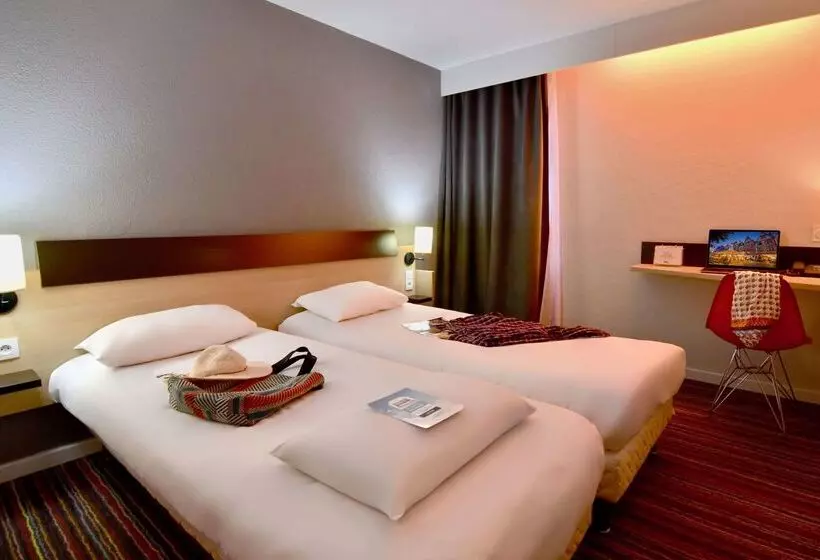 Hotell Kyriad Tours Sud  Chambraylestours