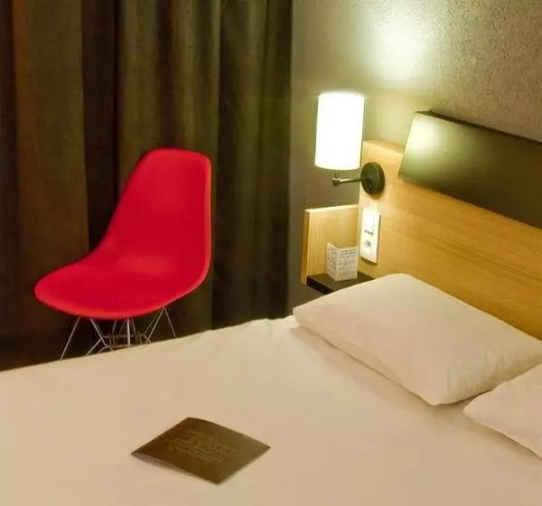 Hotell Kyriad Tours Sud  Chambraylestours