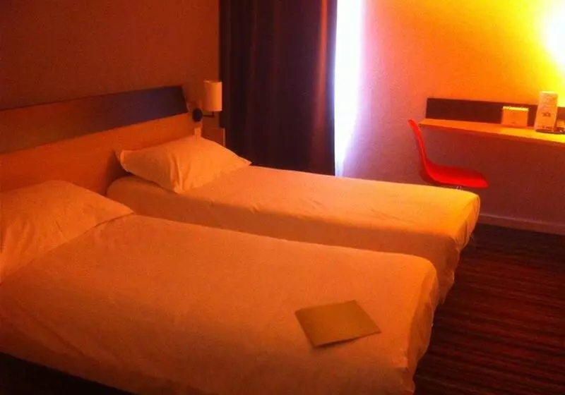 Hotell Kyriad Tours Sud  Chambraylestours