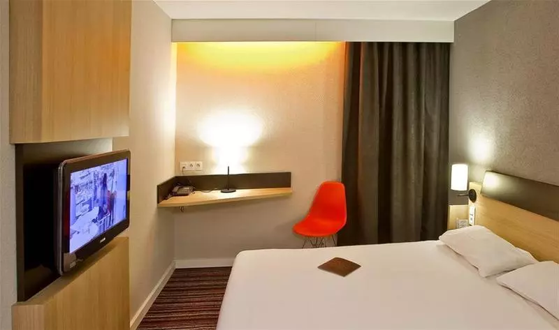 Hotell Kyriad Tours Sud  Chambraylestours