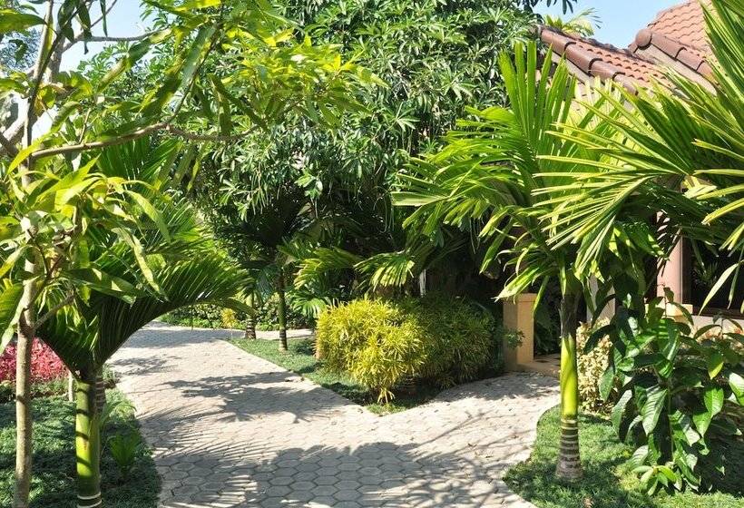 Laluna Hotel And Resort, Chiang Rai