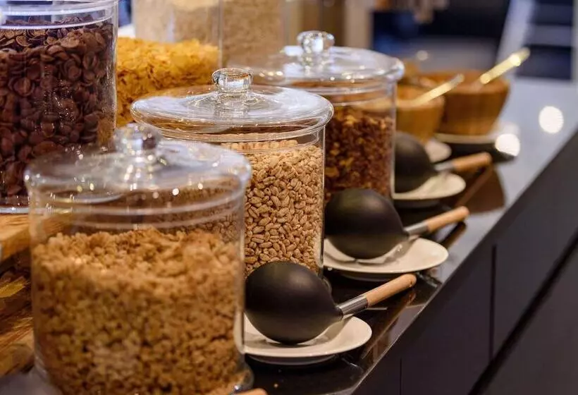 בית מלון כפרי Mercure  Stuttgart City Center